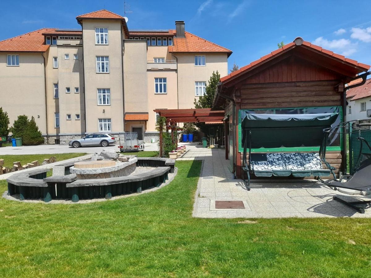 Apartments&Rooms kod Eli Ravna Gora Exterior foto