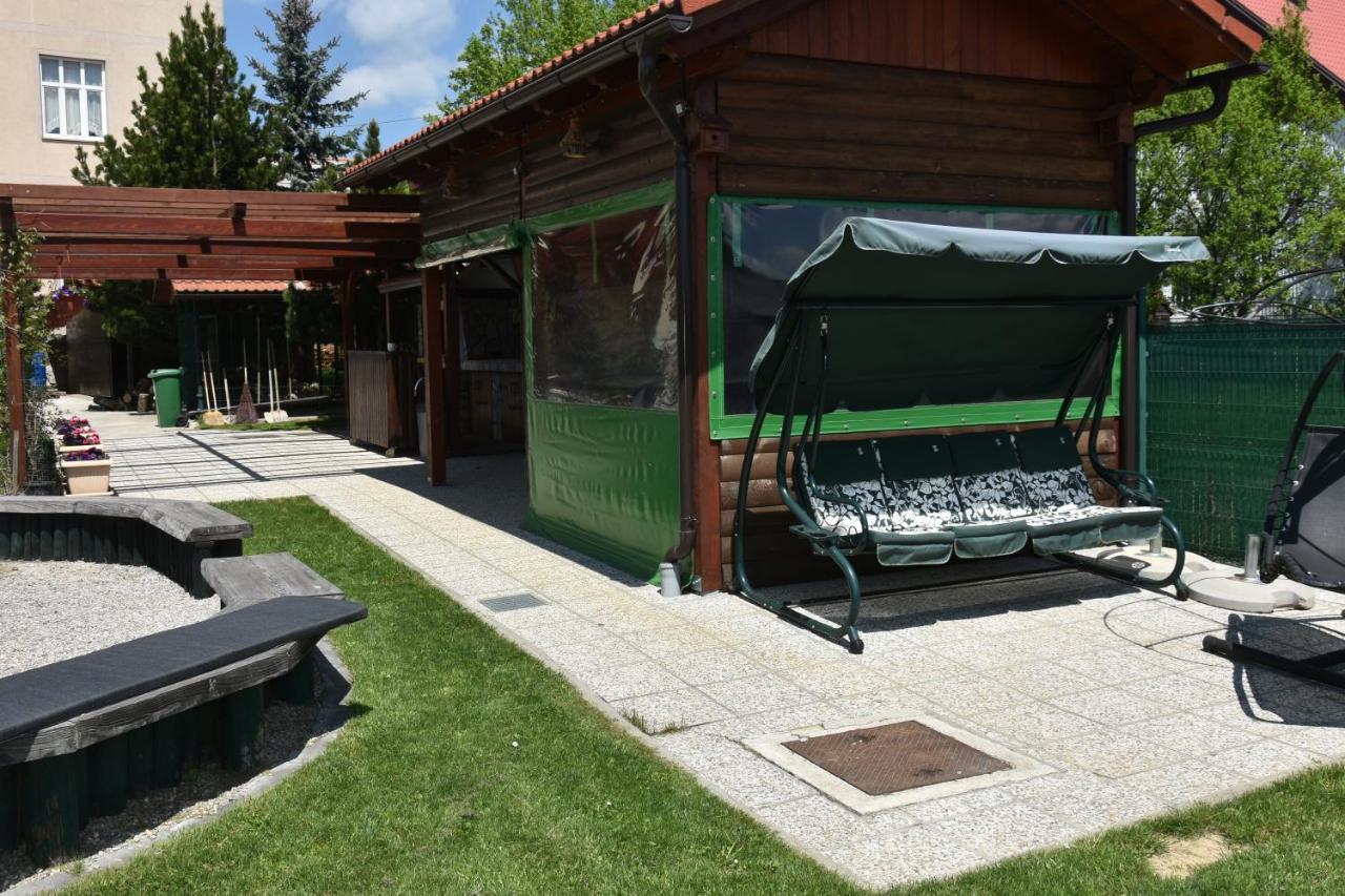 Apartments&Rooms kod Eli Ravna Gora Exterior foto